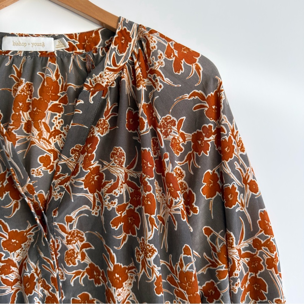 Bishop + Young Floral V-Neck Blouse Rust Gray Orange XL Long Sleeve Top - Picture 4 of 9